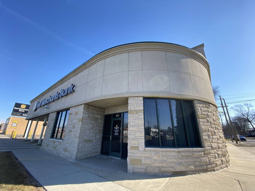 First Merchants Bank 01