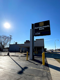 First Merchants Bank 02