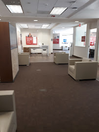 Bank of America (with Drive-thru ATM) 04