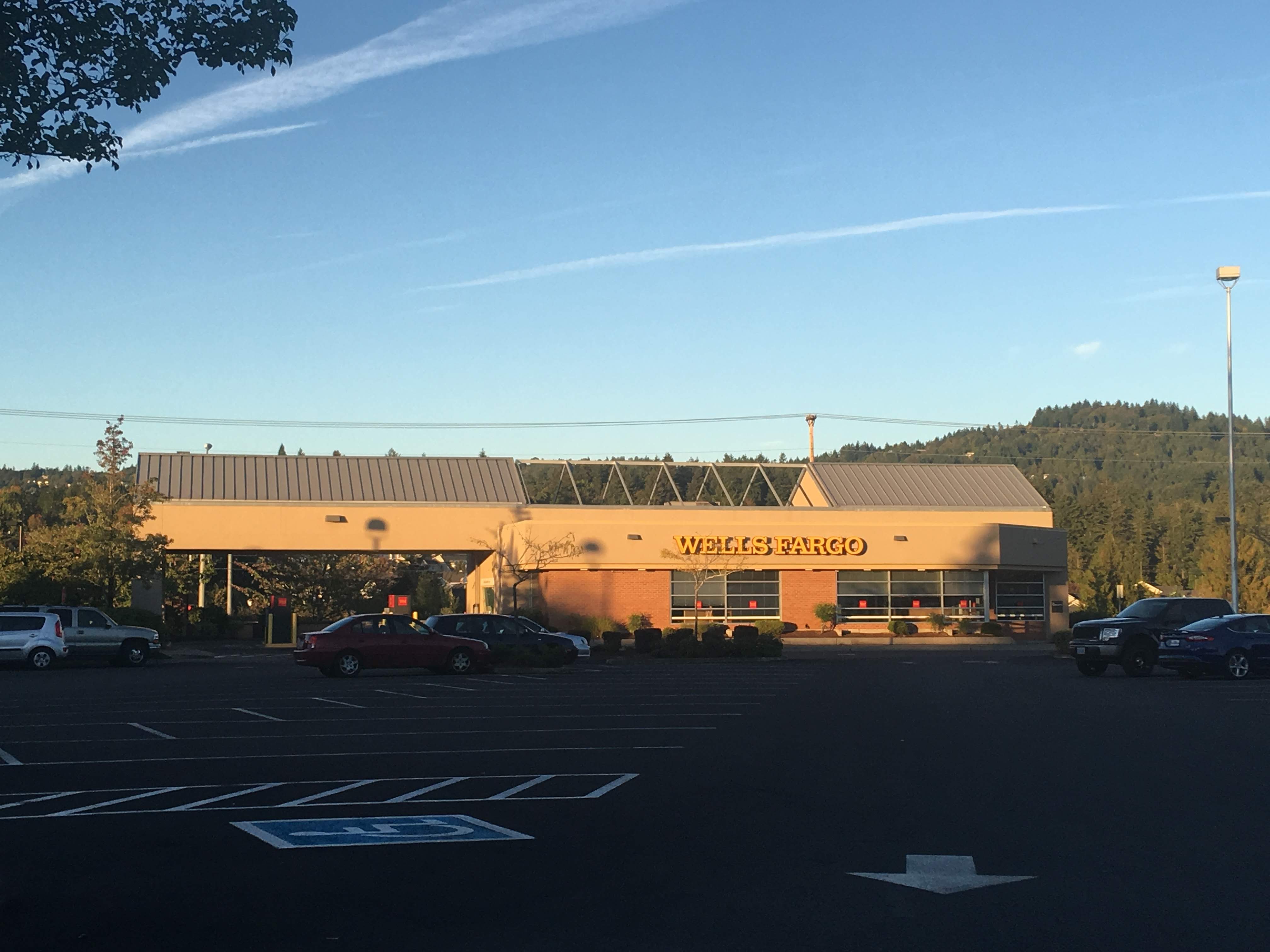 Wells Fargo Bank 01
