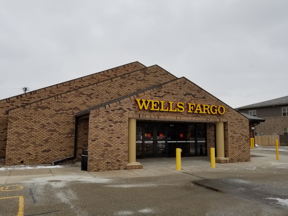 Wells Fargo Bank 01