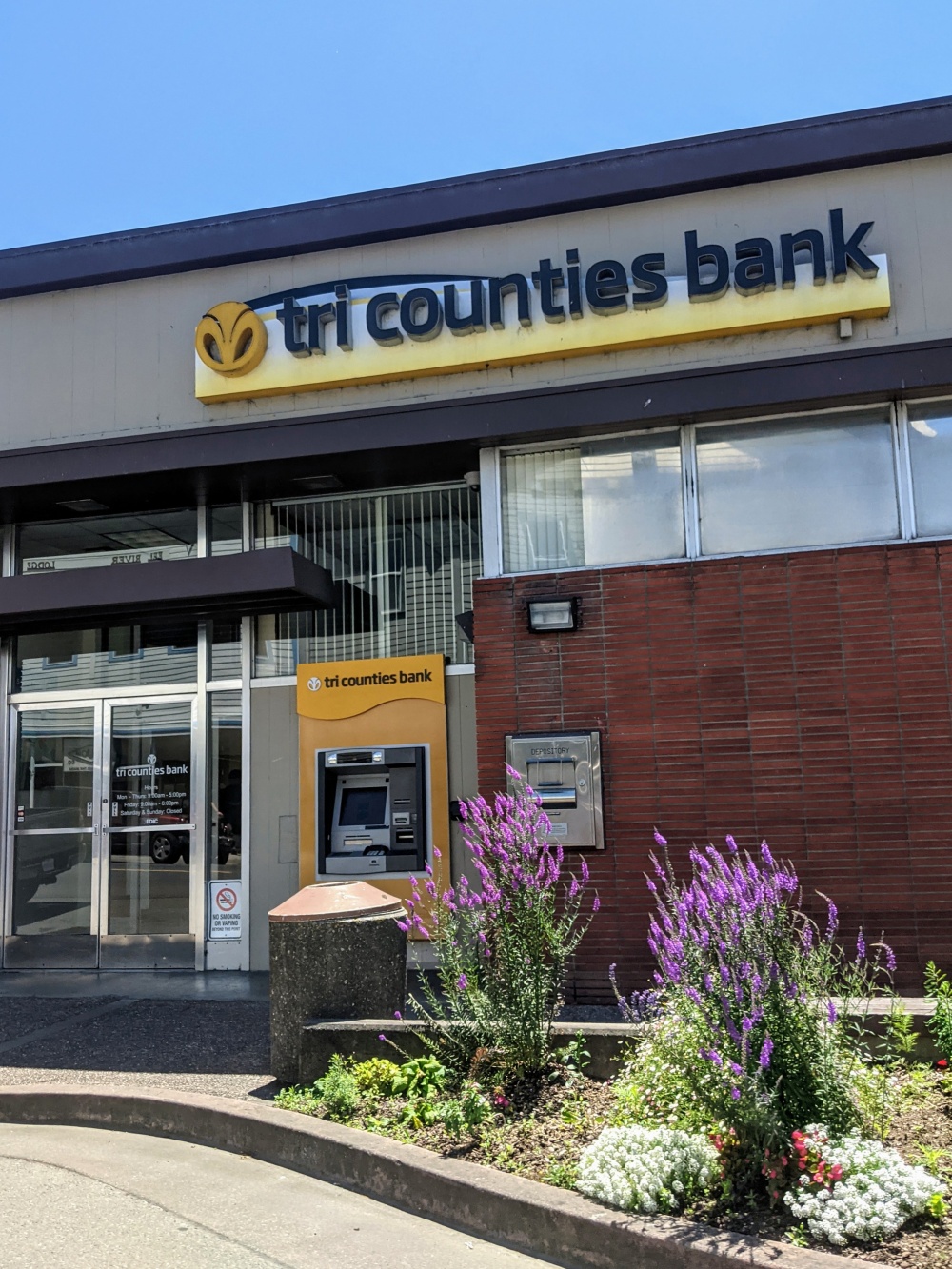 Tri Counties Bank 01