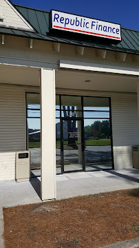 Republic Finance 02