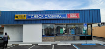 The Check Cashing Store 03