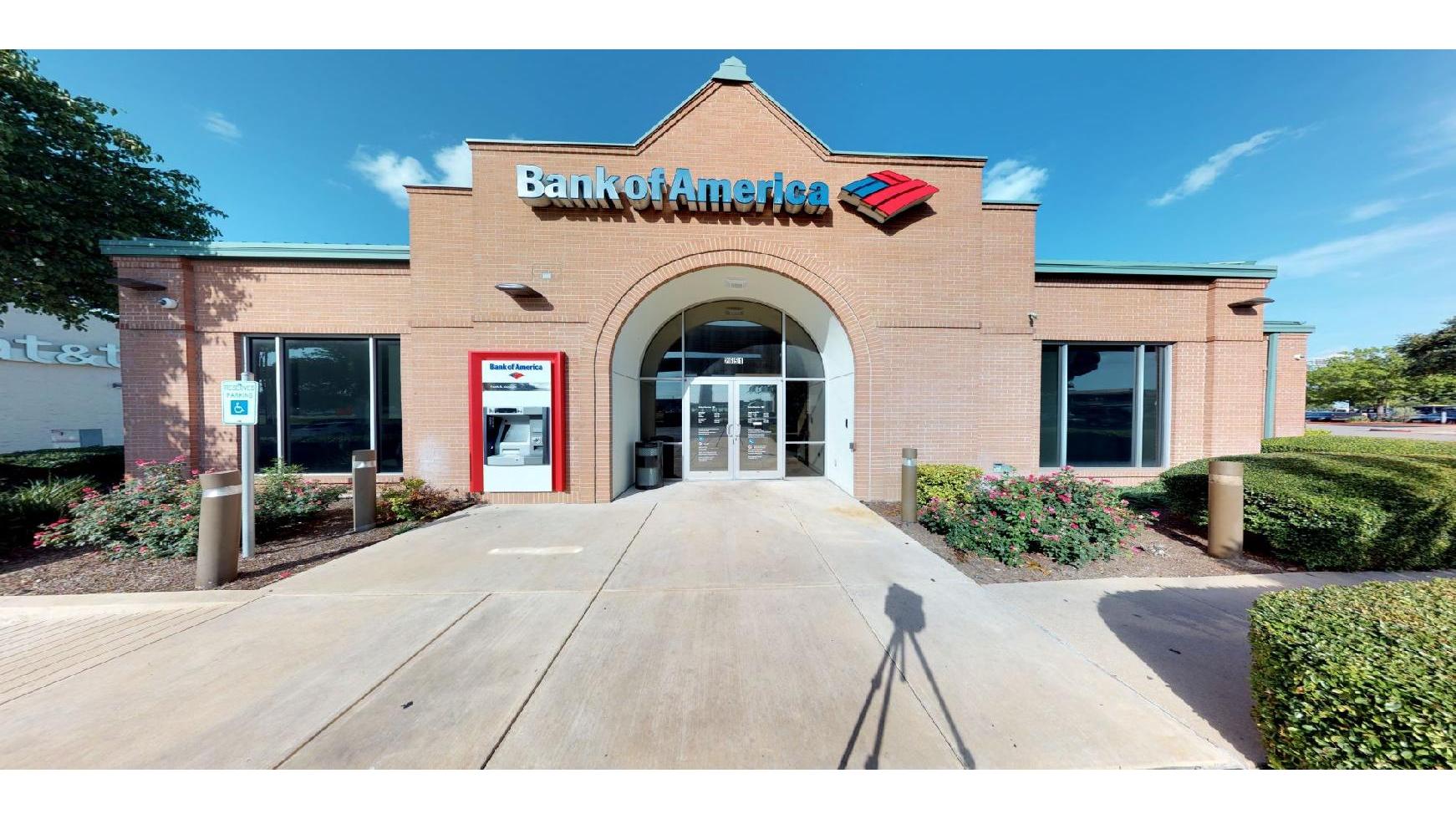 Bank of America (with Drive-thru services) 01
