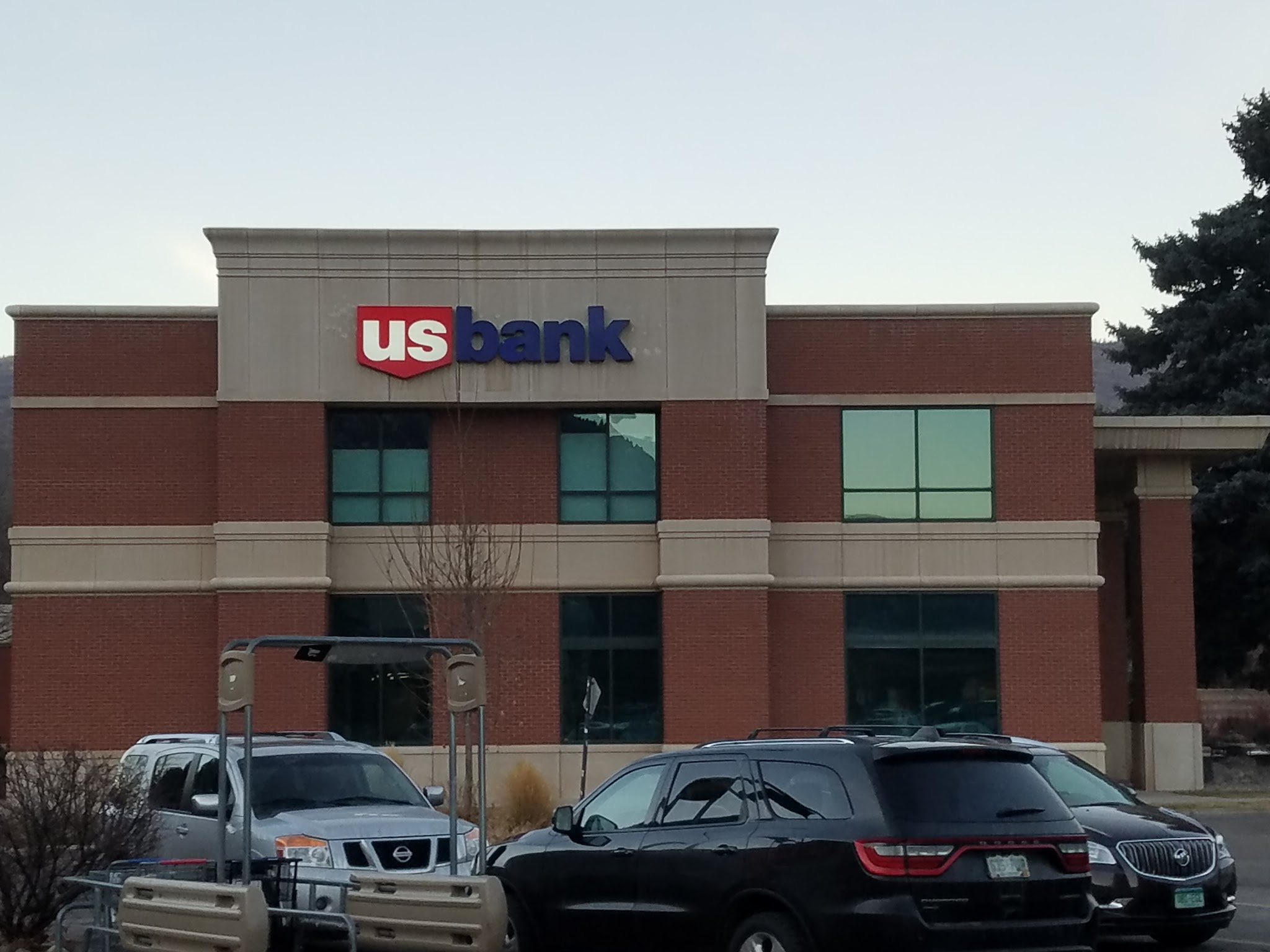 U.S. Bank Branch 01
