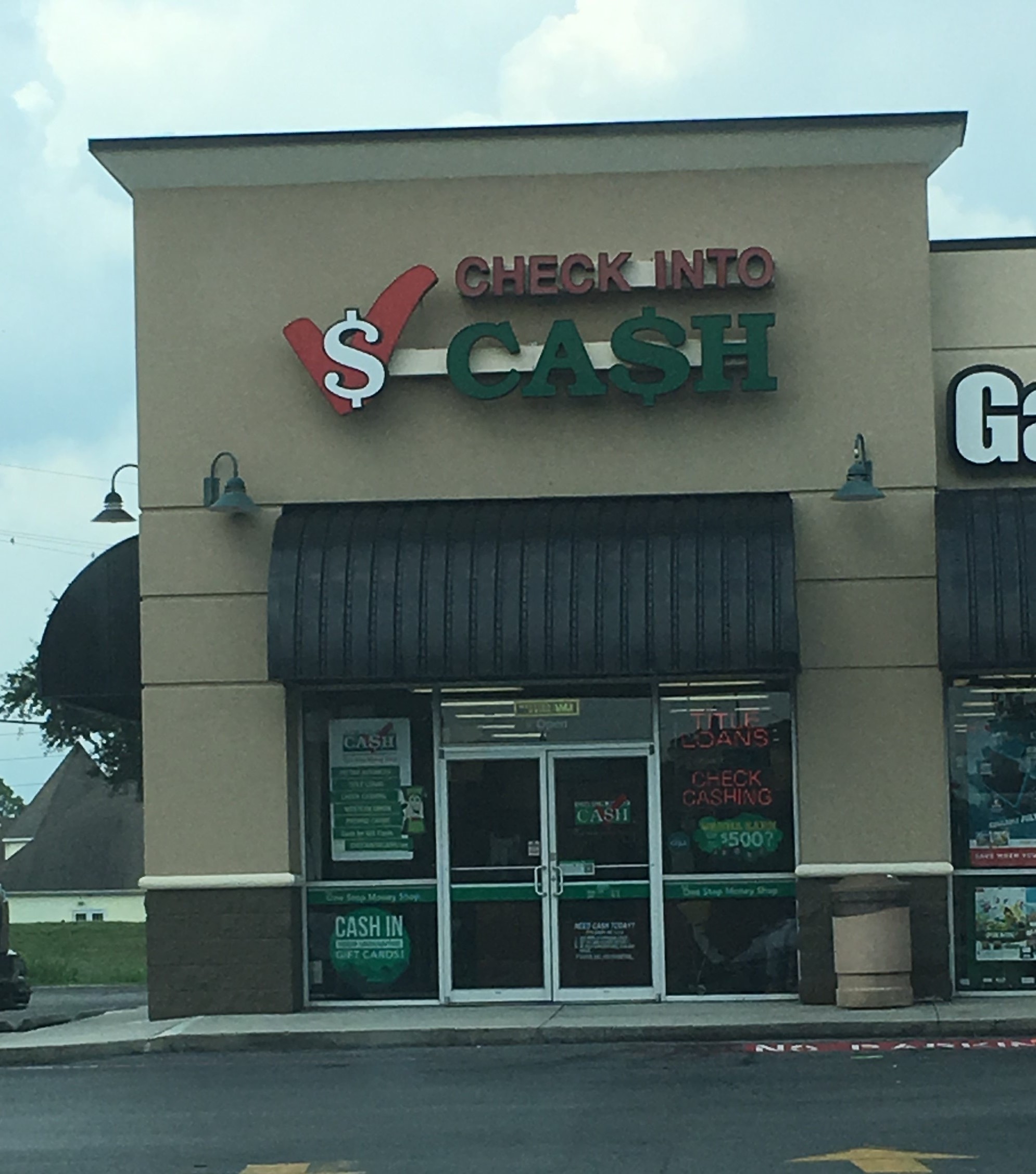 Check Into Cash 01