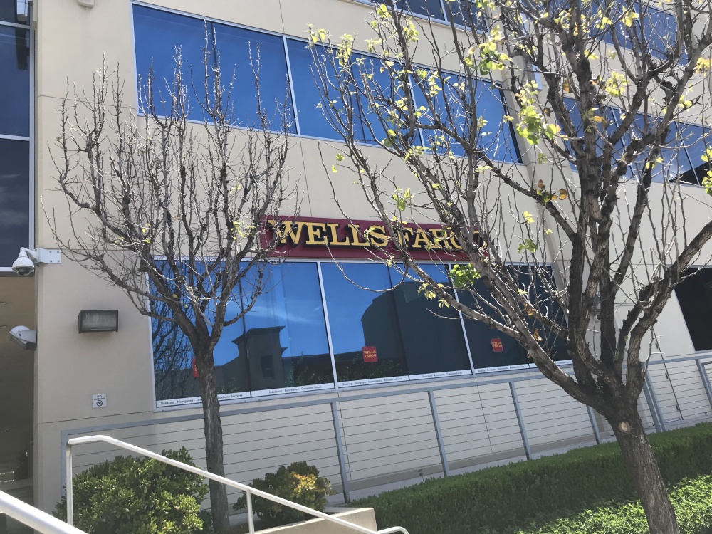 Wells Fargo Bank 01