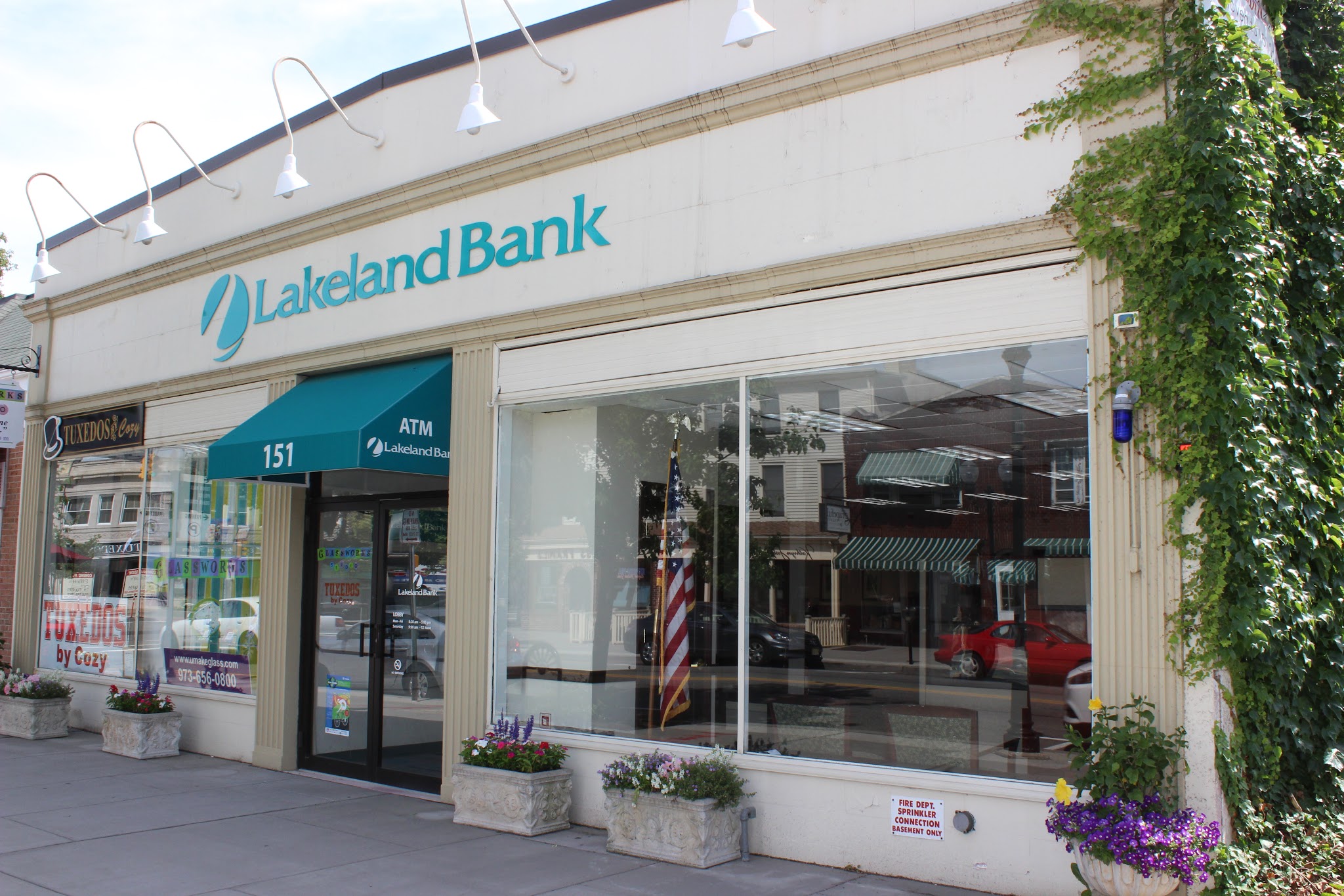 Lakeland Bank 01