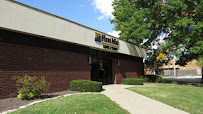 First Mid Bank & Trust Mattoon Drives 01
