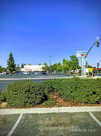 Bank of America (with Drive-thru ATM) 04