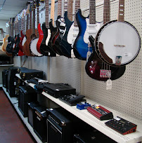 183 Pawn Shop 01