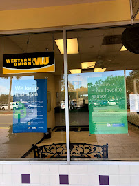 The Check Cashing Store 03