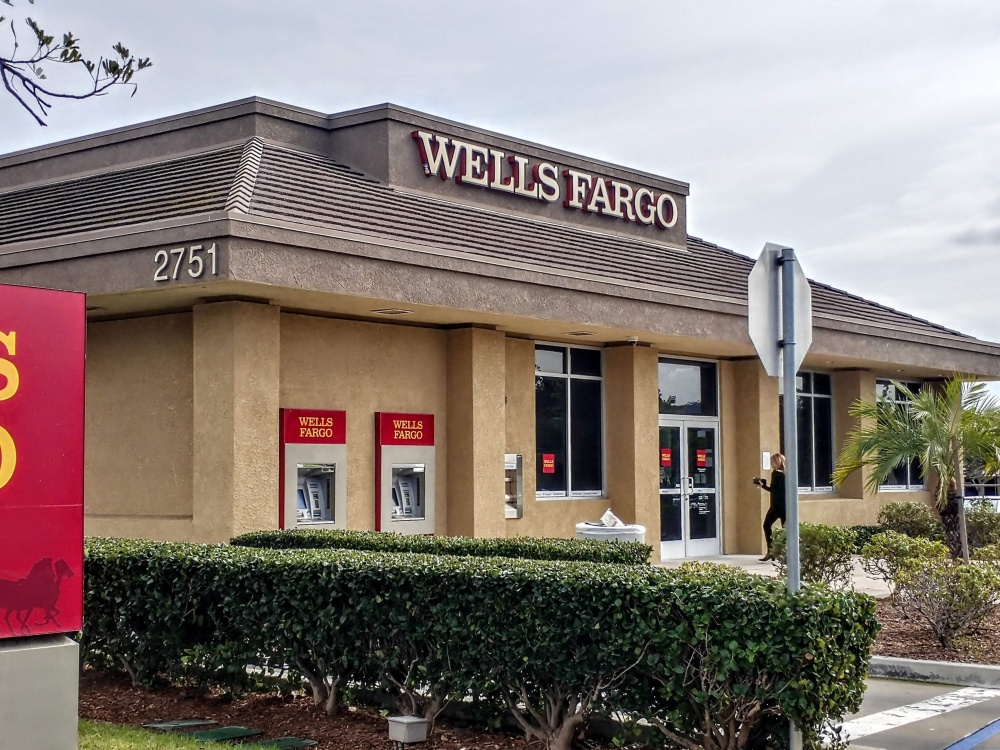 Wells Fargo Bank 01