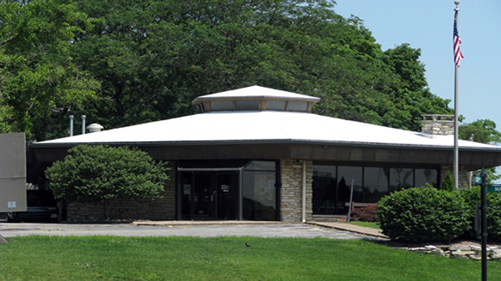 Blackhawk Bank & Trust 01