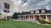 First Bank & Trust Co. - Volunteer Parkway 02