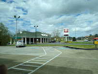 First Bank & Trust Co. - Volunteer Parkway 03