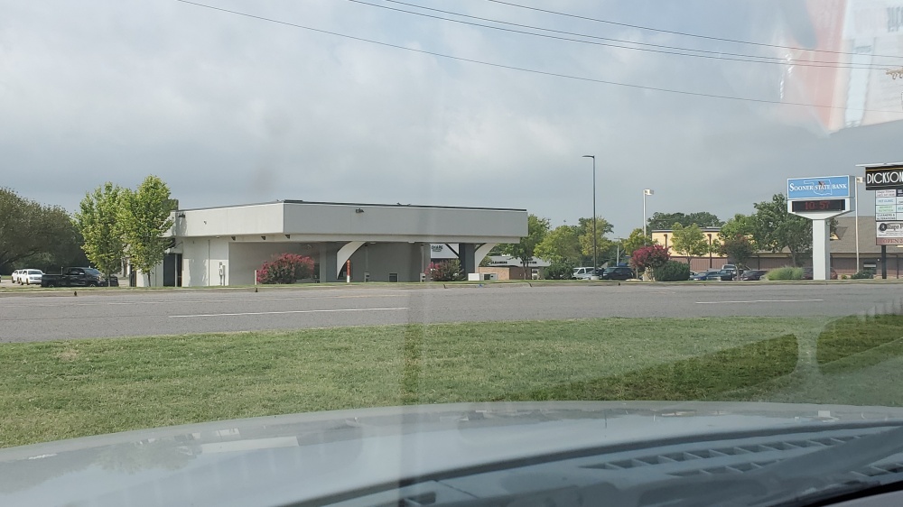 Advantage Bank 01