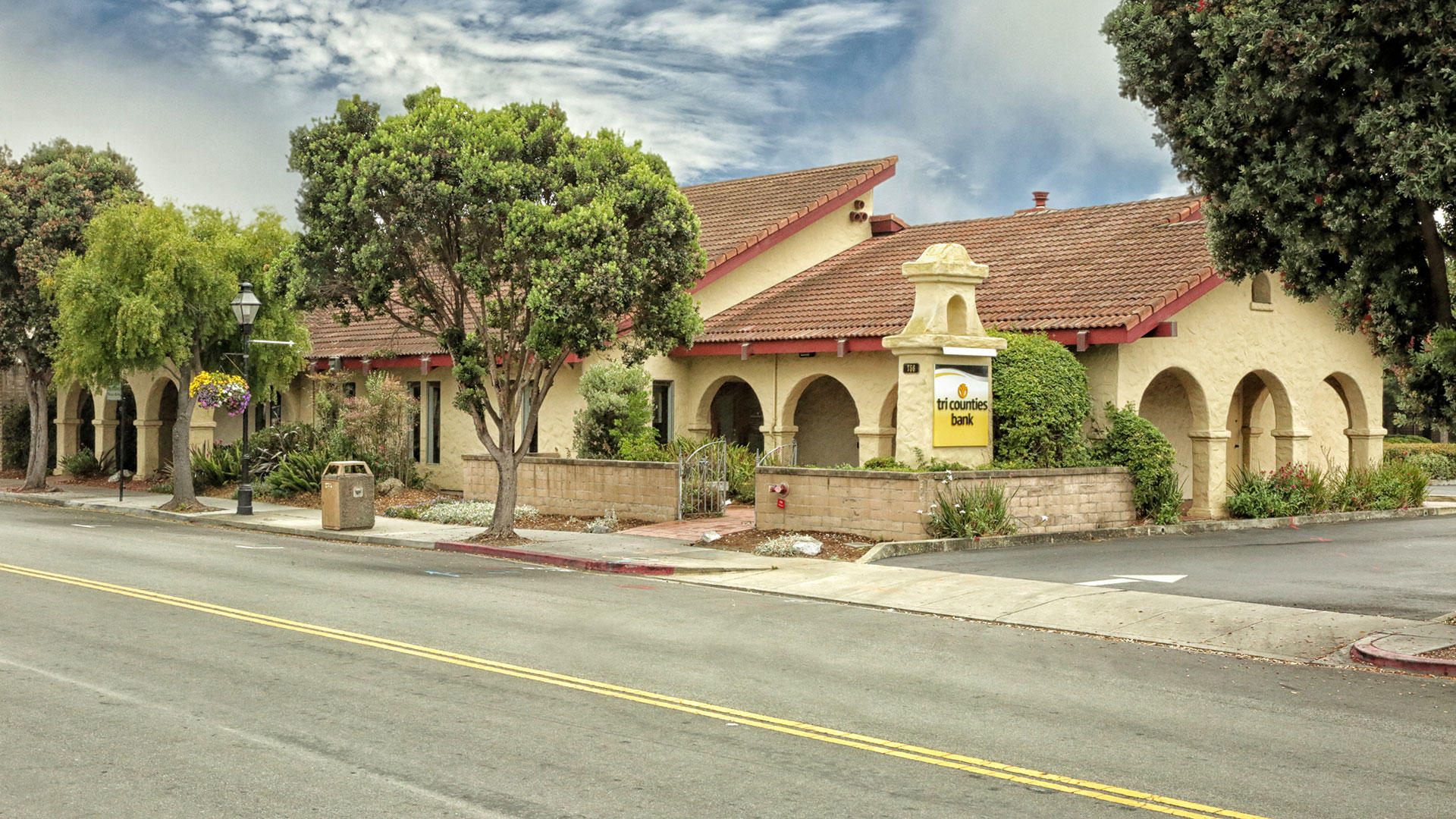 Tri Counties Bank 01