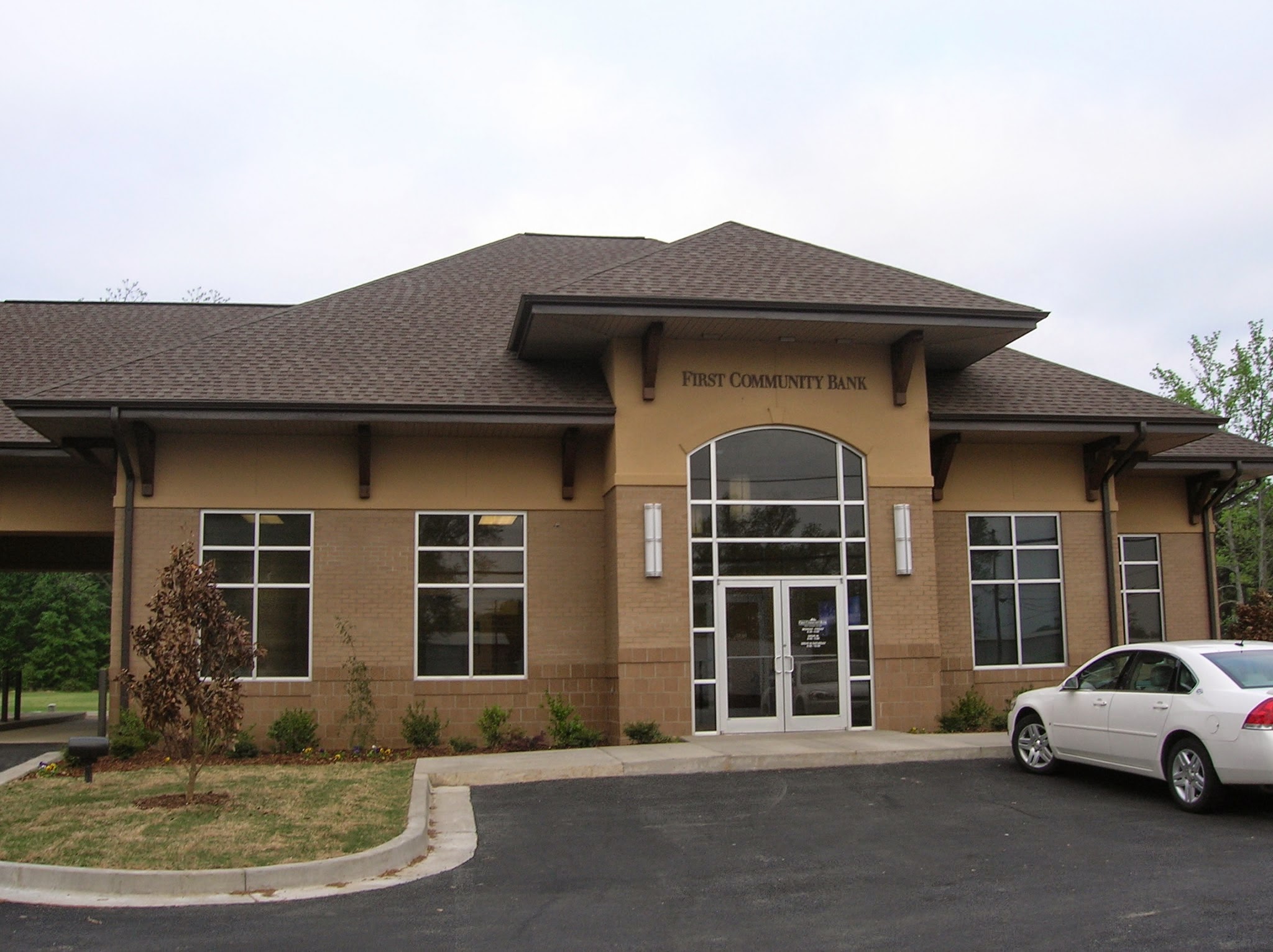 First Community Bank 01