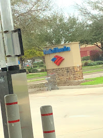 Bank of America (with Drive-thru ATM) 03