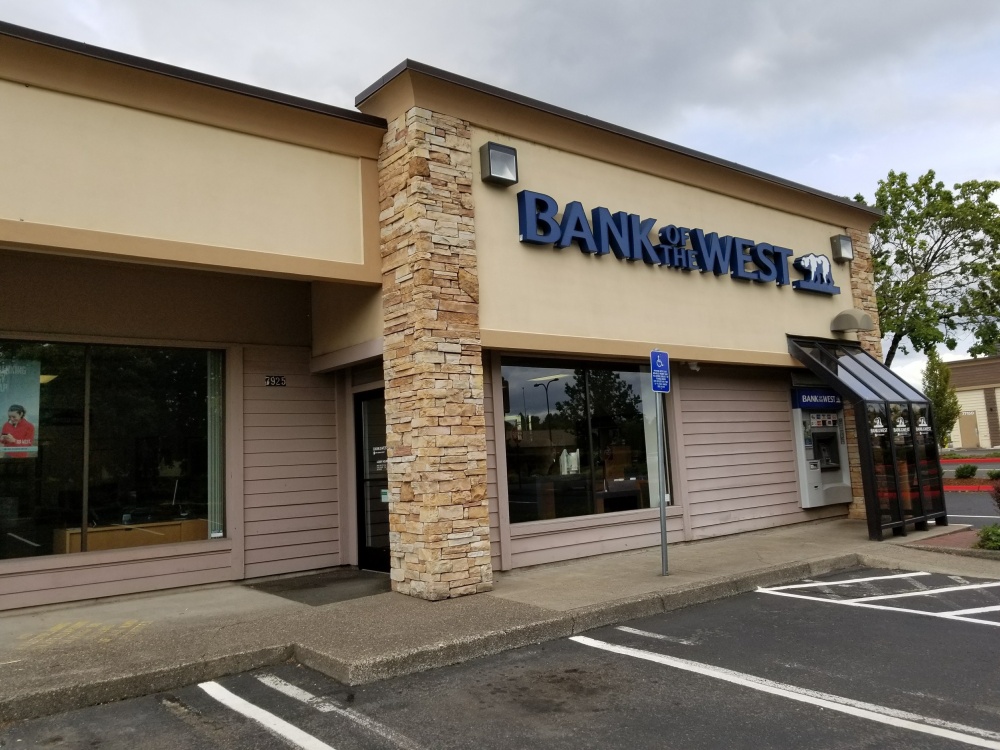 Bank of the West 01