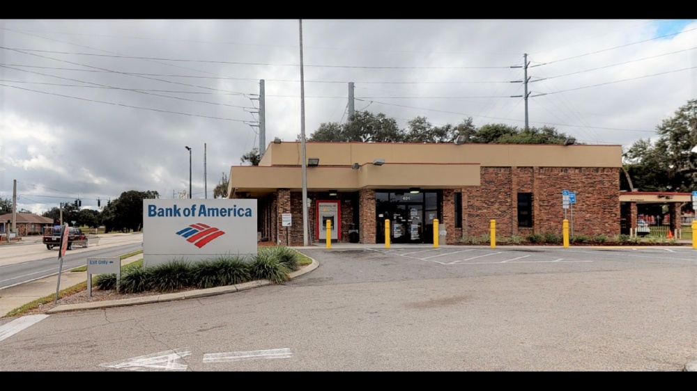 Bank of America (with Drive-thru ATM) 01