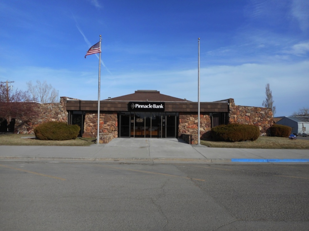 Pinnacle Bank 01