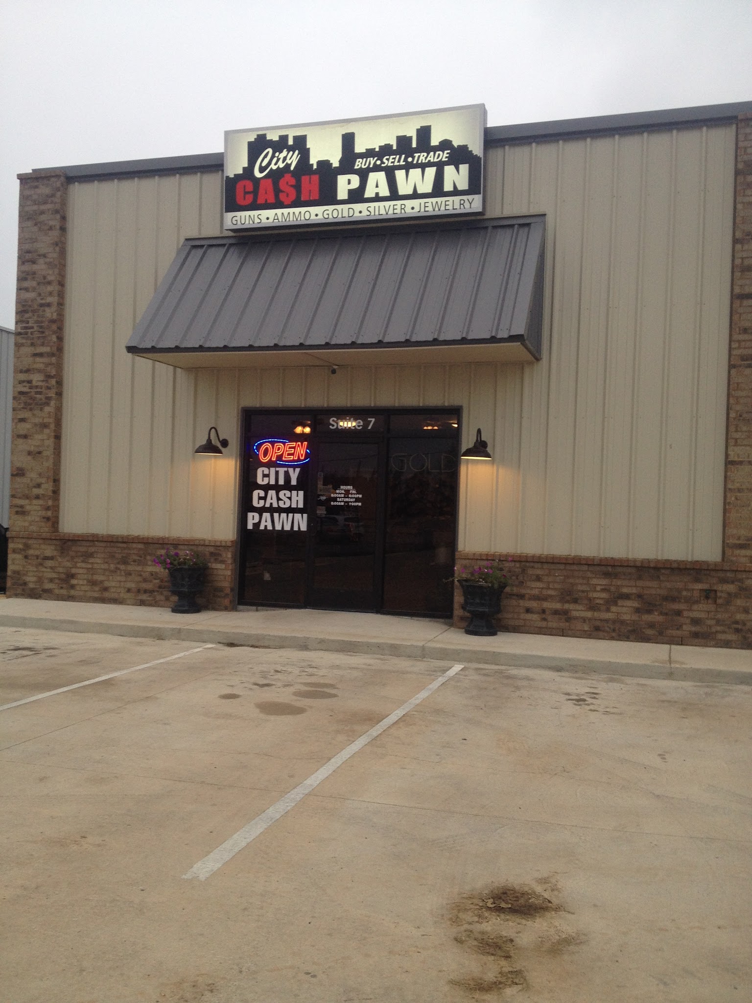 City Cash Pawn 01