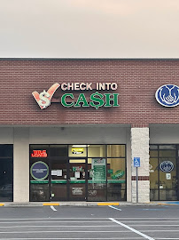 Check Into Cash 01