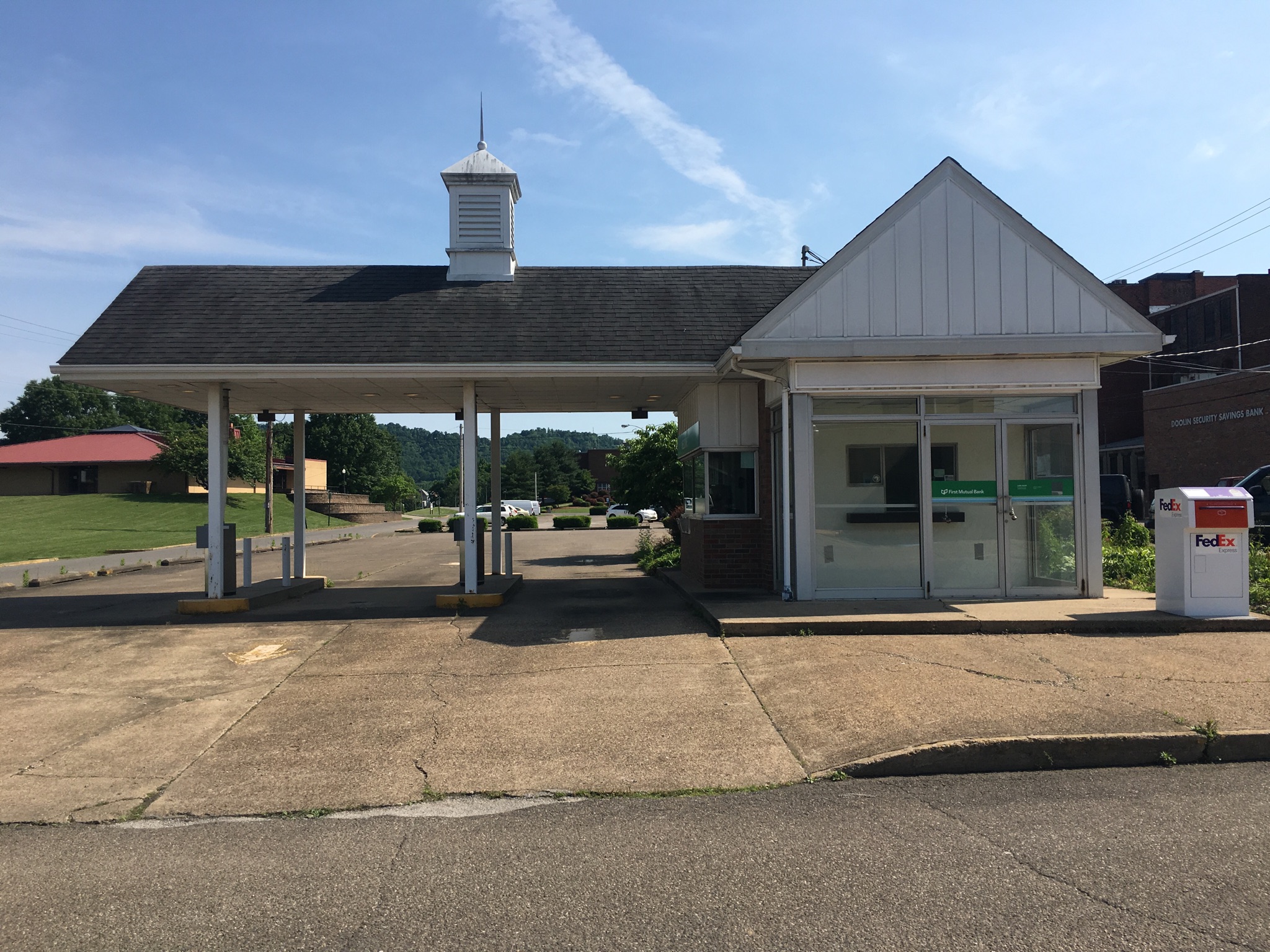 First Mutual Bank New Martinsville Drive Thru 01