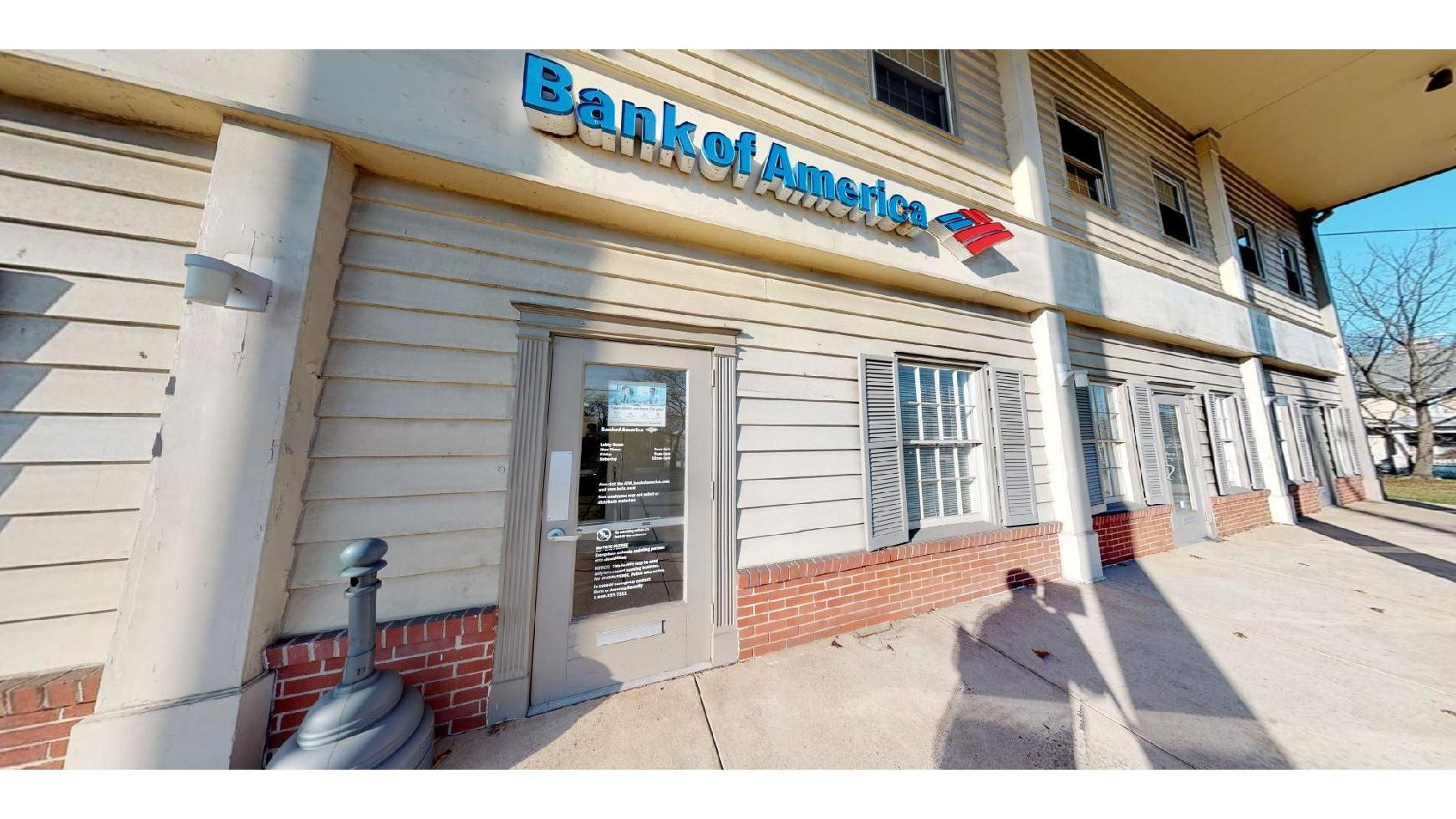 Bank of America Financial Center 01