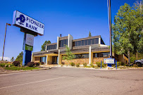 Pioneer Bank 02