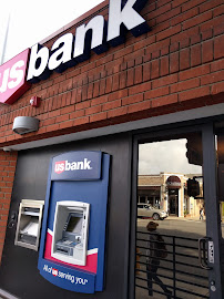 U.S. Bank Branch 02