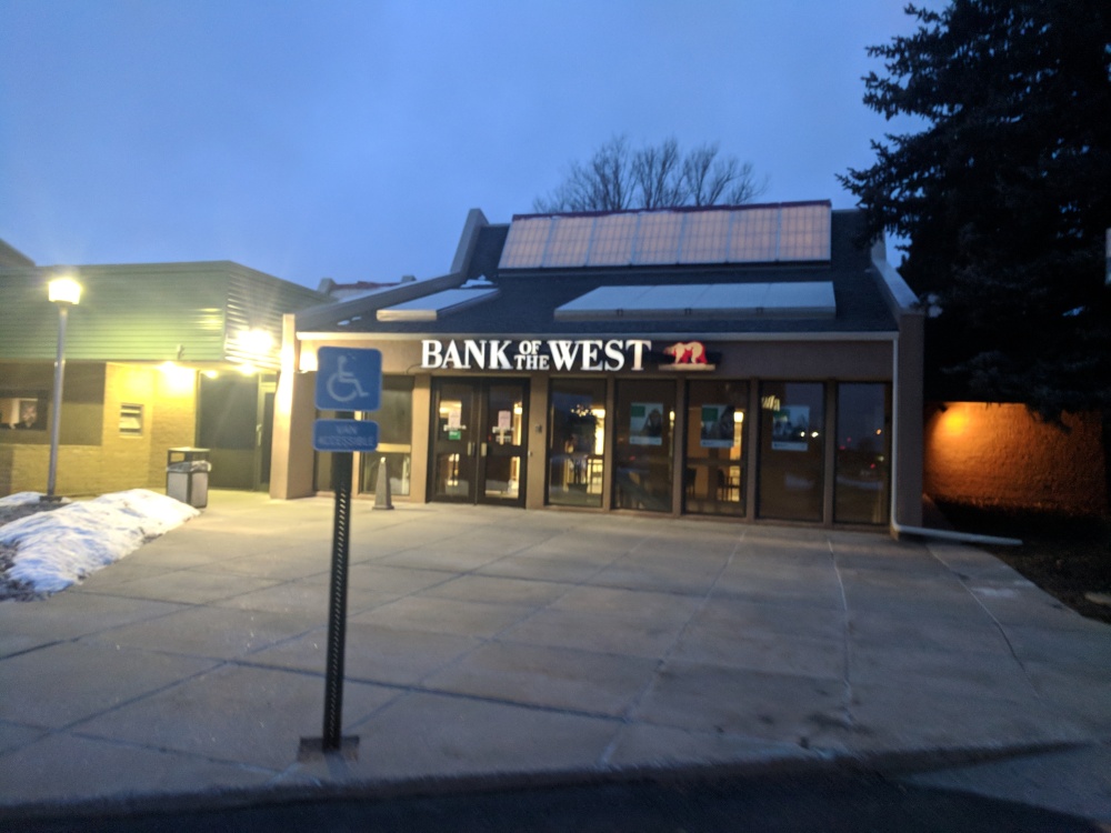 Bank of the West 01