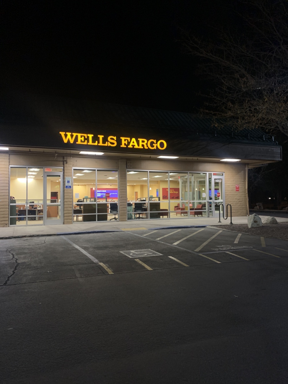 Wells Fargo Bank 01