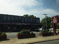 Leader Bank 02