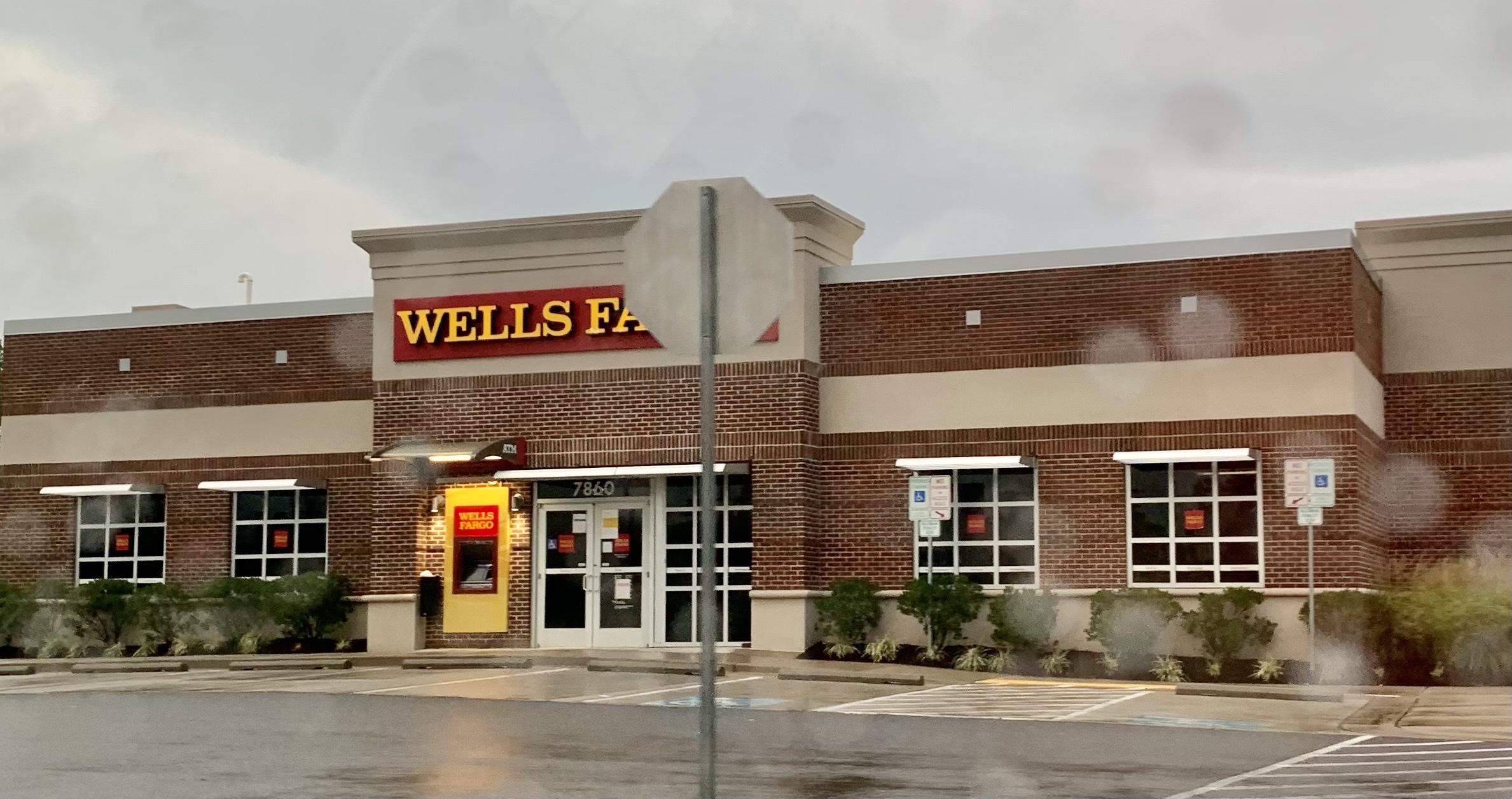 Wells Fargo Bank 01
