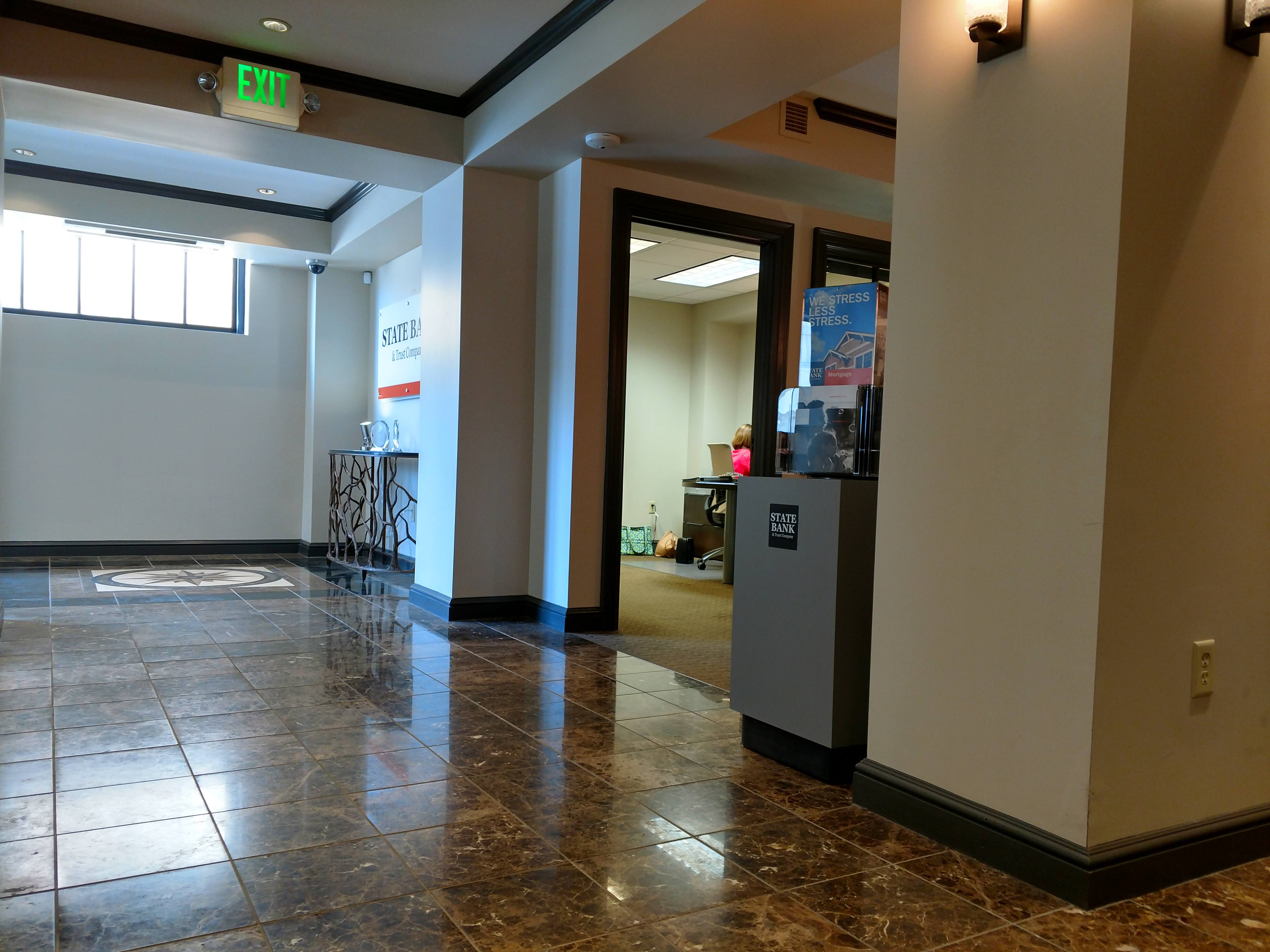 Cadence Bank - Drayton Street Branch 01