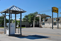 R Bank 03