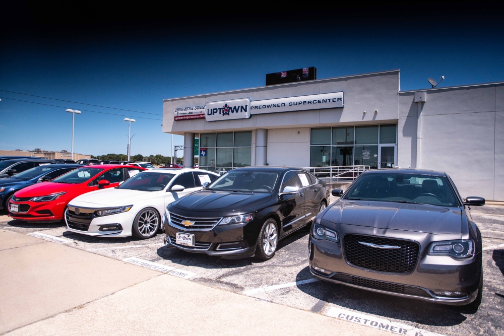 UPTOWN Preowned Supercenter 01