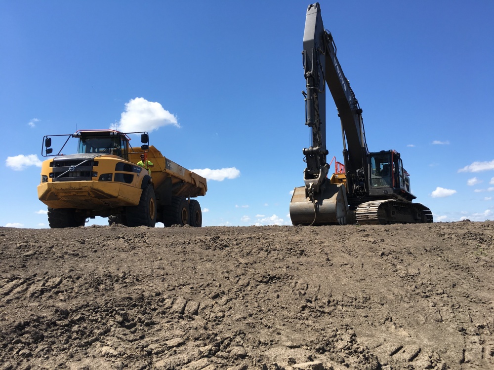 RW Excavating Solutions 01