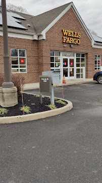 Wells Fargo Bank 01
