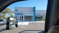 Fifth Third Bank & ATM 02