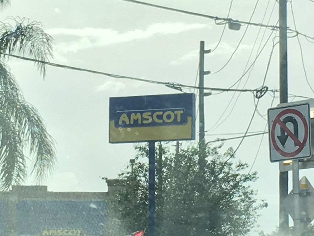 Amscot - The Money Superstore 01