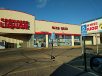 Cash Wise Liquor Store St. Michael 01