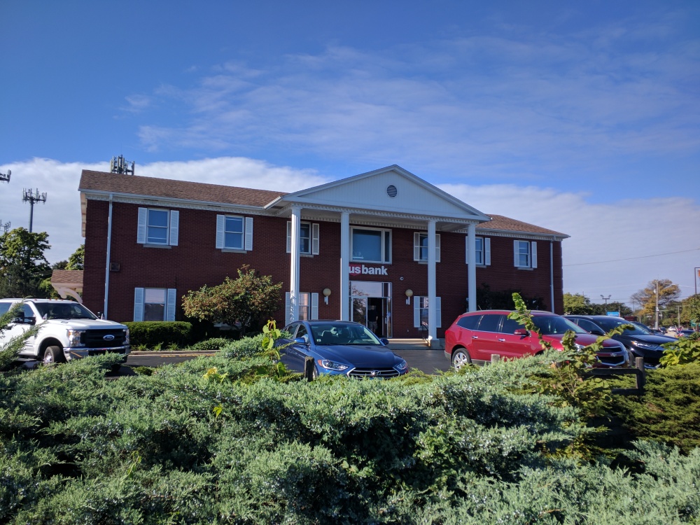 U.S. Bank Branch 01