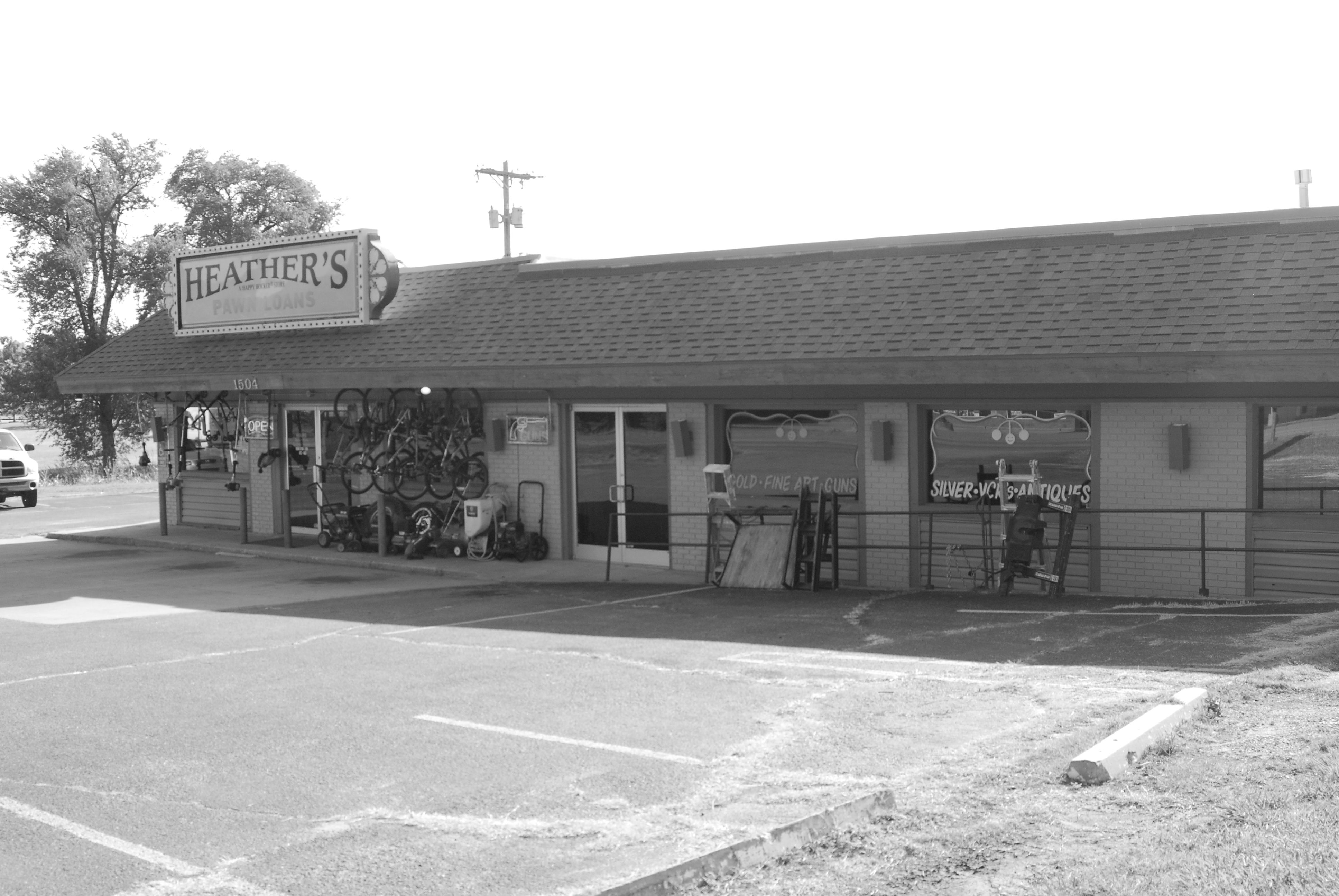 Heather's Pawn Loans 01