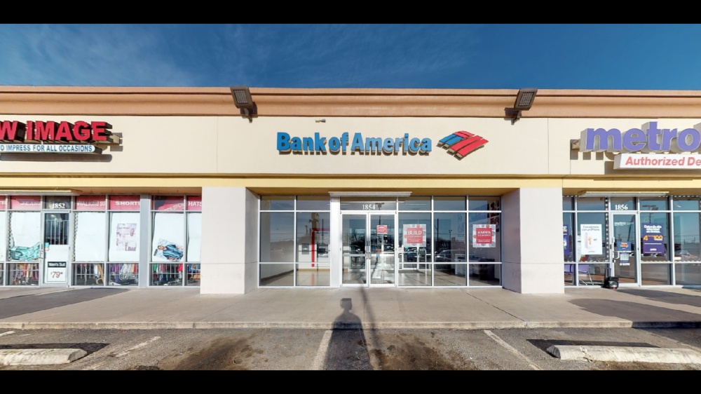 Bank of America (with Drive-thru ATM) 01