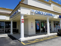 The Check Cashing Store 01